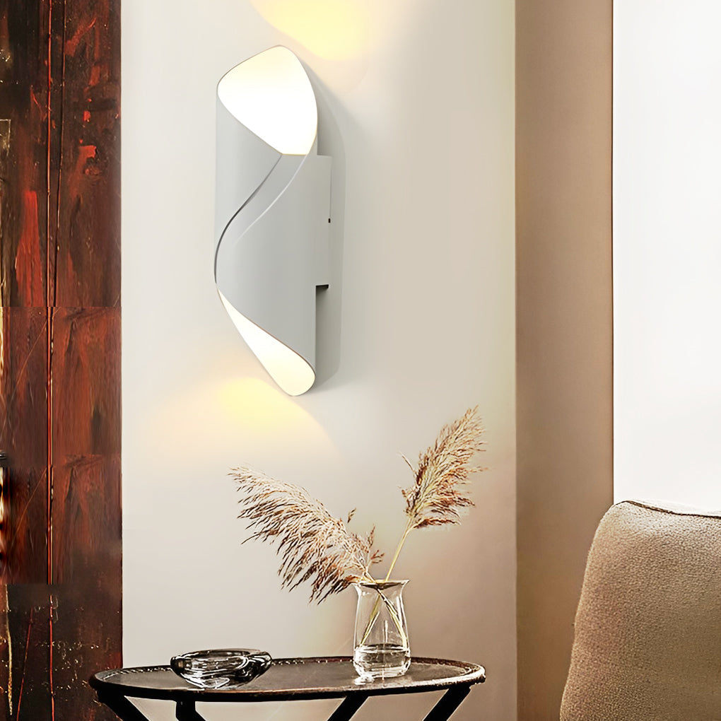 Outdoor LED Up and Down Wall Light – Waterproof Modern Wall Sconce Lighting for Porch, Patio & Building Facade
