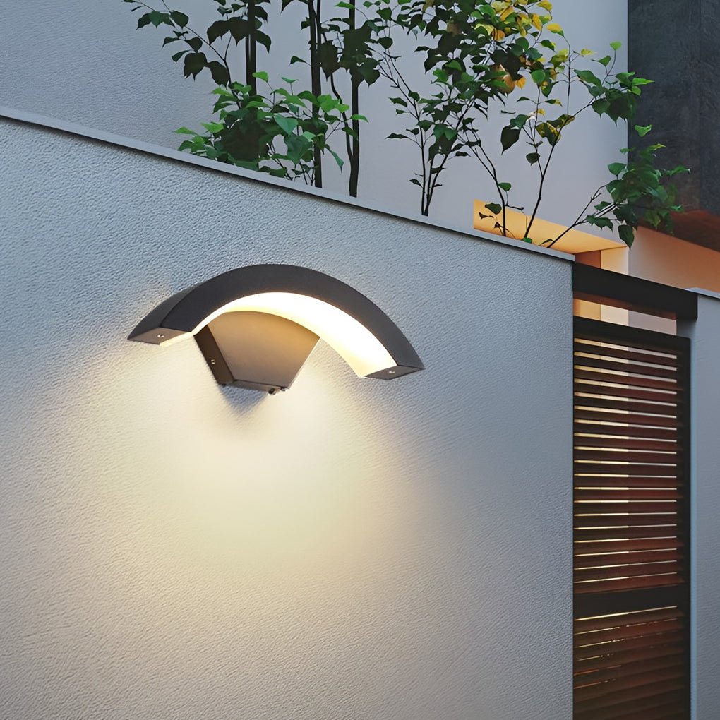 Classic Curved Glow LED Wall Light – Modern Outdoor Downlight Wall Mounted Sconce for Porch, Patio & Building Facade