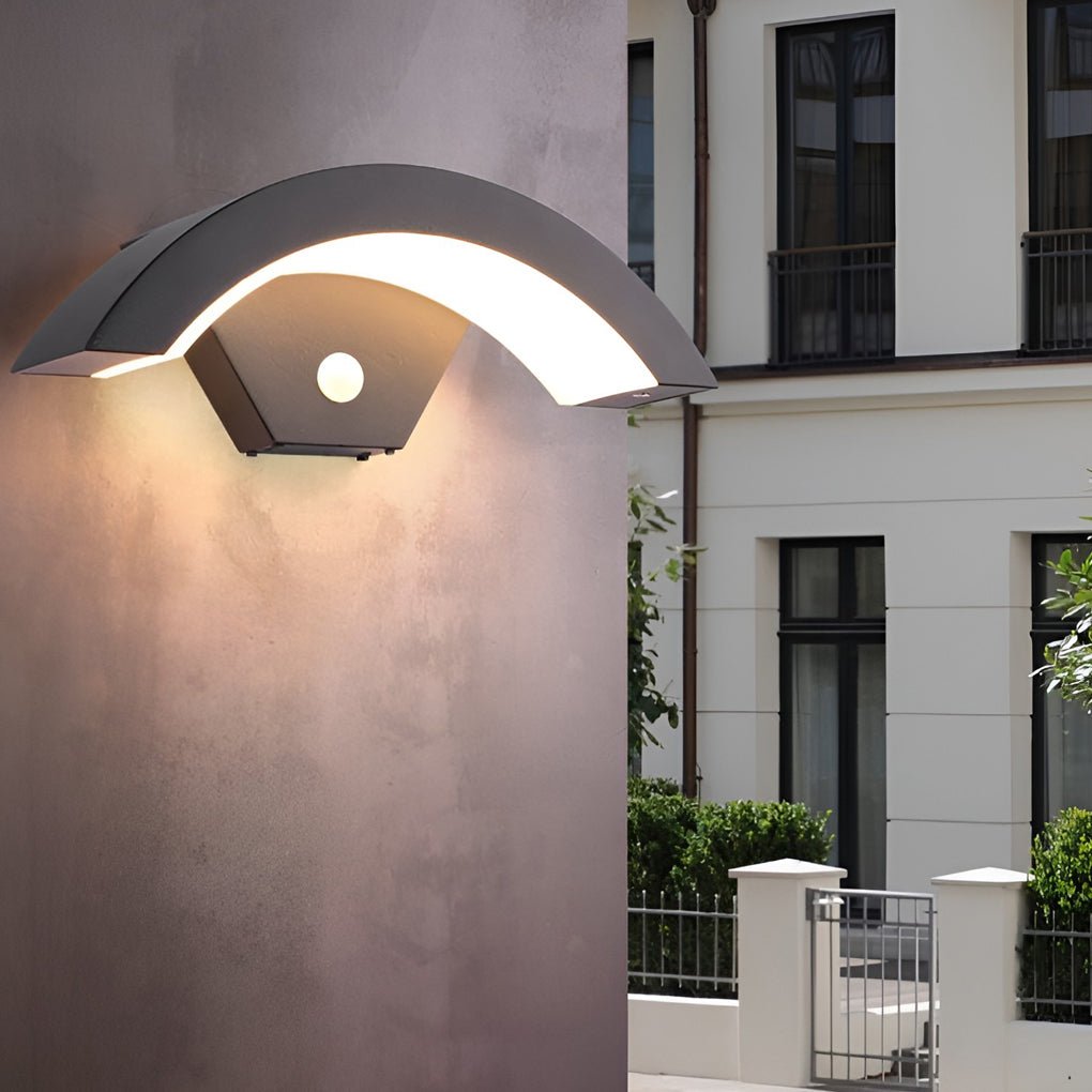 Classic Curved Glow LED Wall Light – Modern Outdoor Downlight Wall Mounted Sconce for Porch, Patio & Building Facade