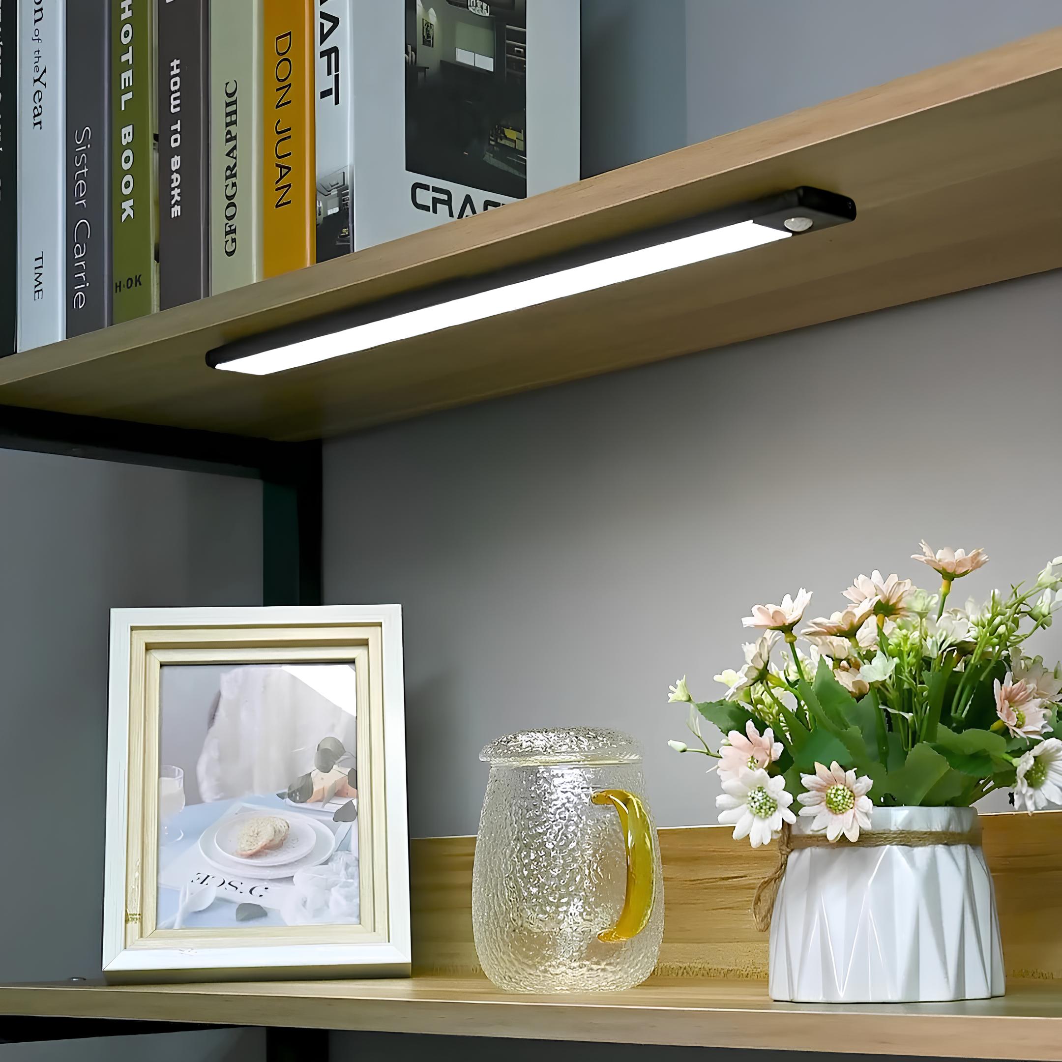 Cordless Motion-Activated Lamp
