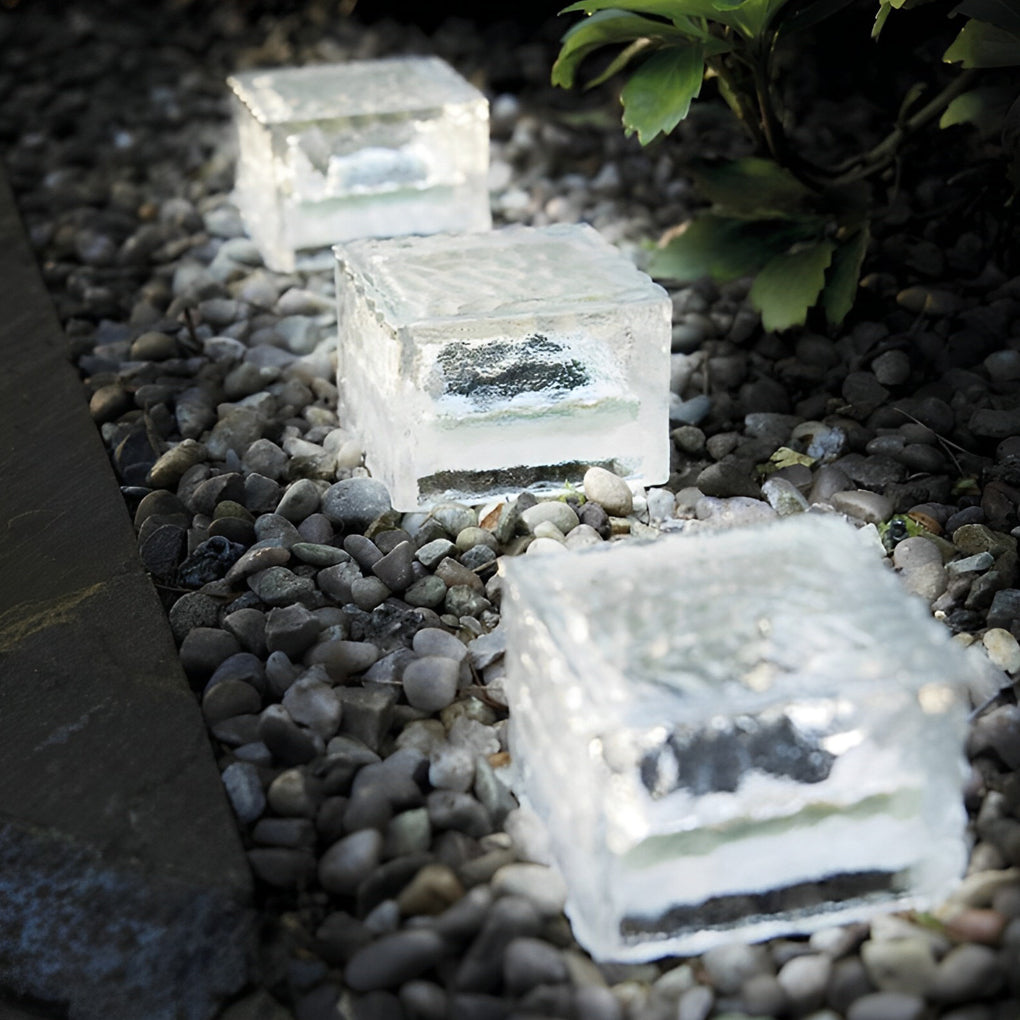 2V Mount-Free Ice Cube Solar Lights for Modern Outdoor Décor