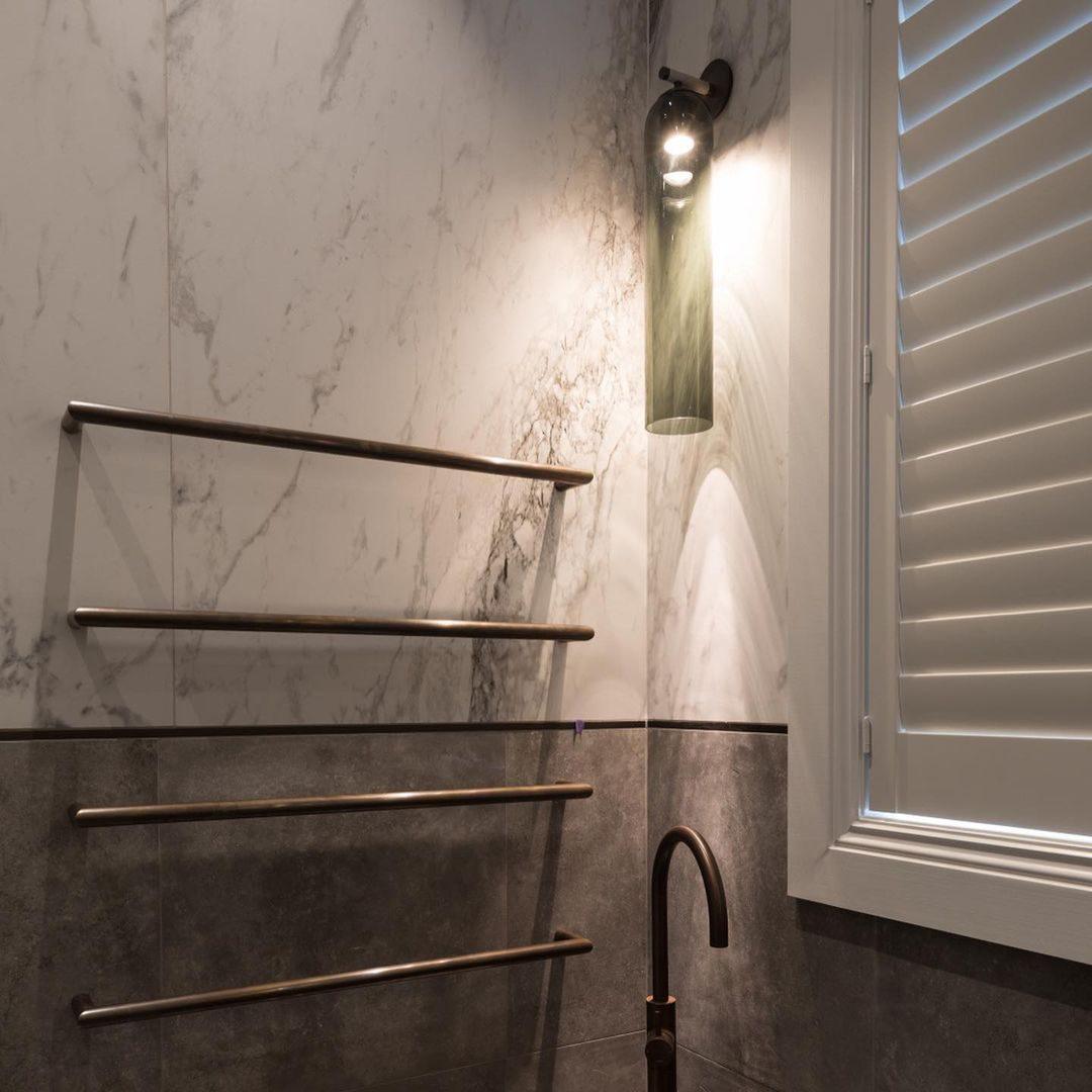 Elegant LED Wall Lamp in Gold, Black & Nickel Finishes