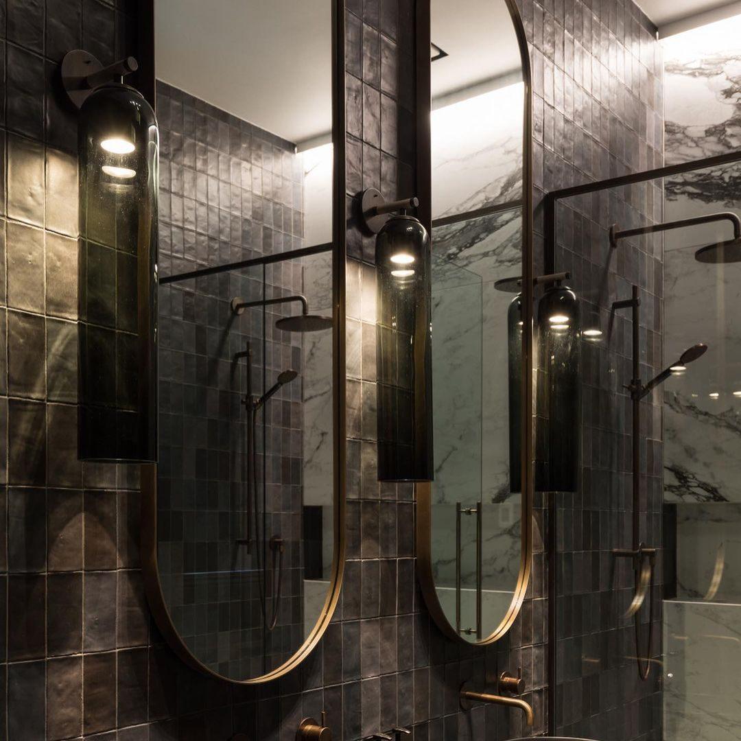 Elegant LED Wall Lamp in Gold, Black & Nickel Finishes