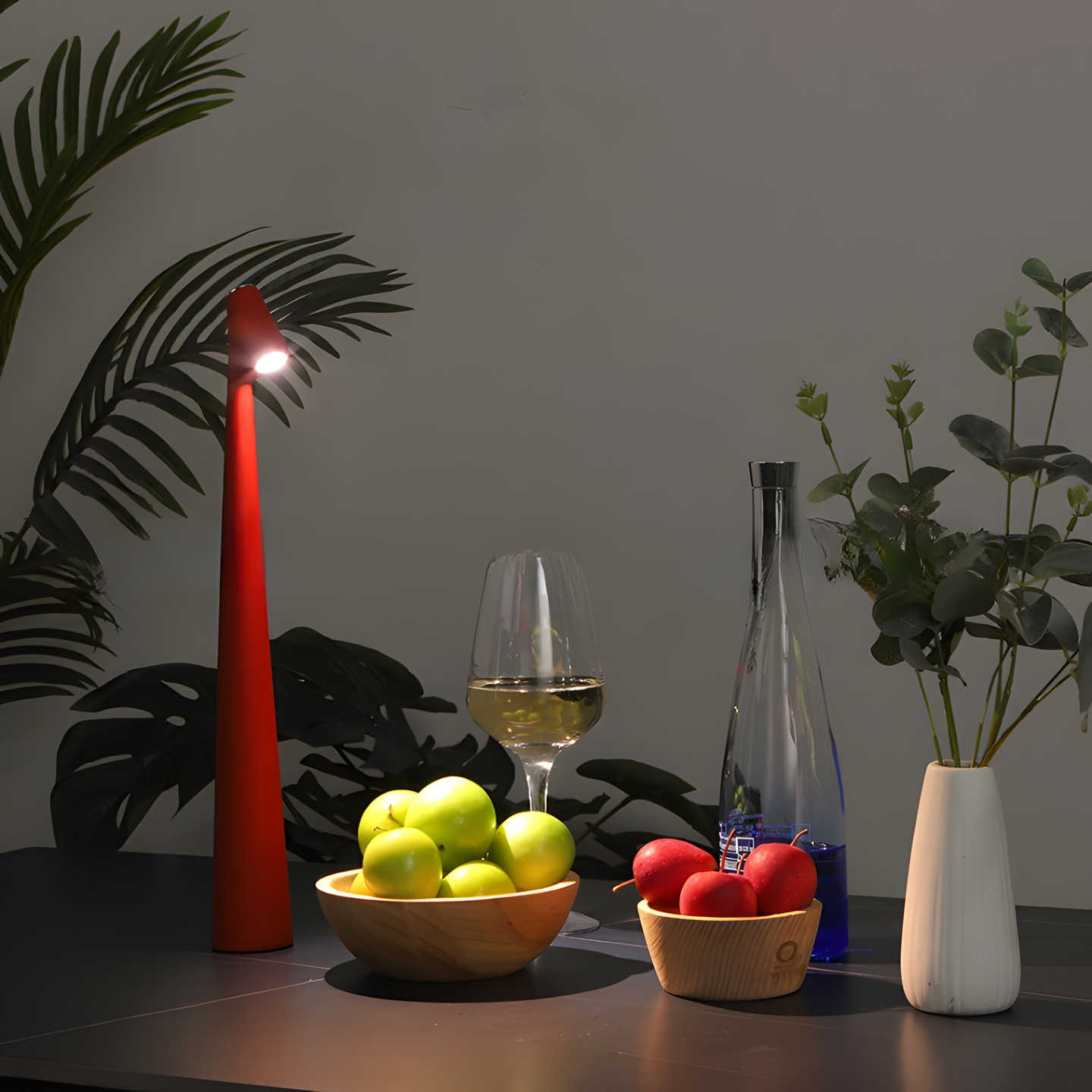 Minimalist Lamp with Adjustable Brightness