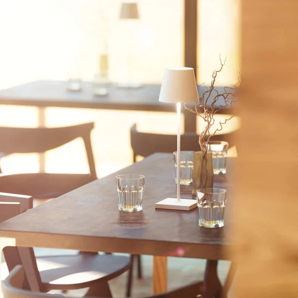 Waterproof Modern Lamp with 5200mAh Battery