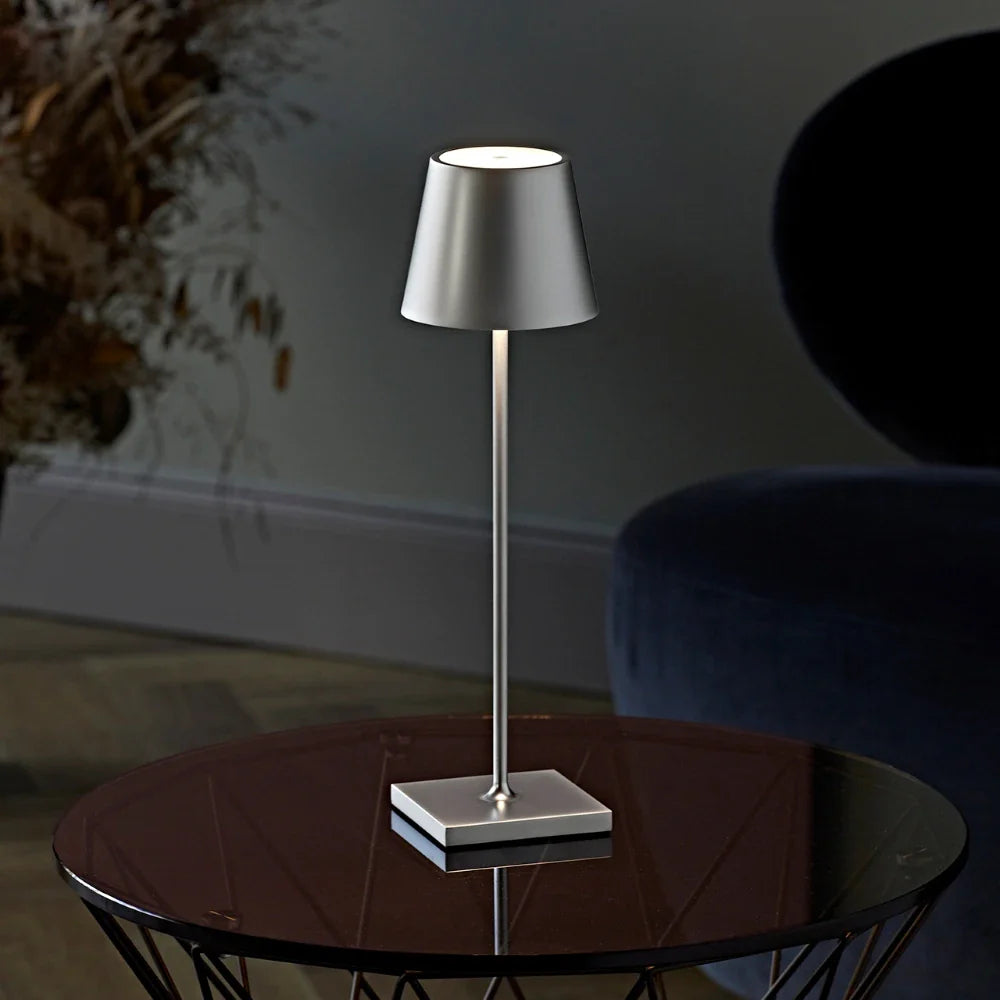 Waterproof Modern Lamp with 5200mAh Battery