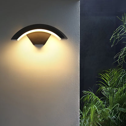 Classic Curved Glow LED Wall Light – Modern Outdoor Downlight Wall Mounted Sconce for Porch, Patio & Building Facade