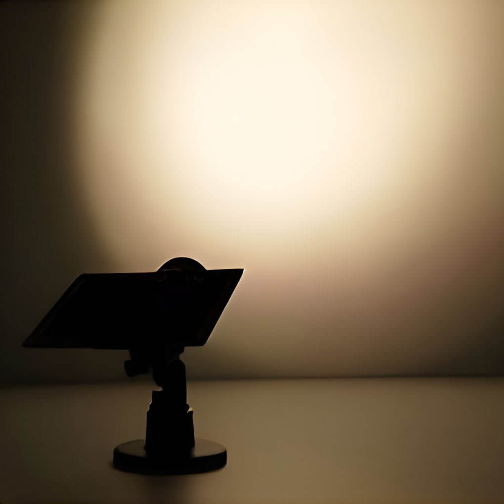 Adjustable Outdoor Solar Spot Lights – Waterproof LED Tree Lighting for Garden, Landscape & Pathway venvolt